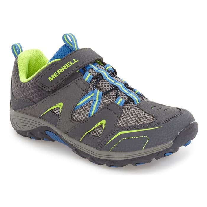 boys trail shoes