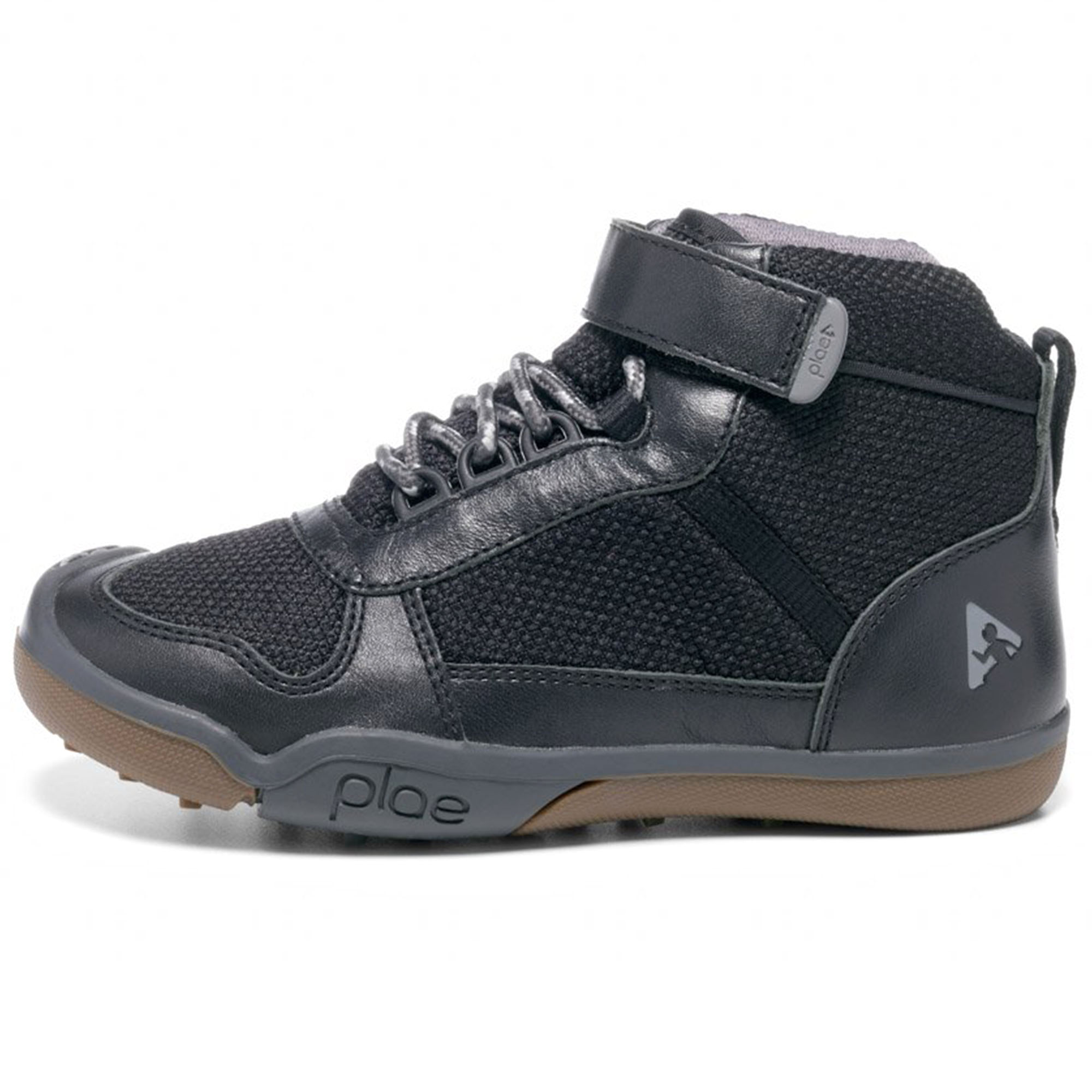 plae hiking boots