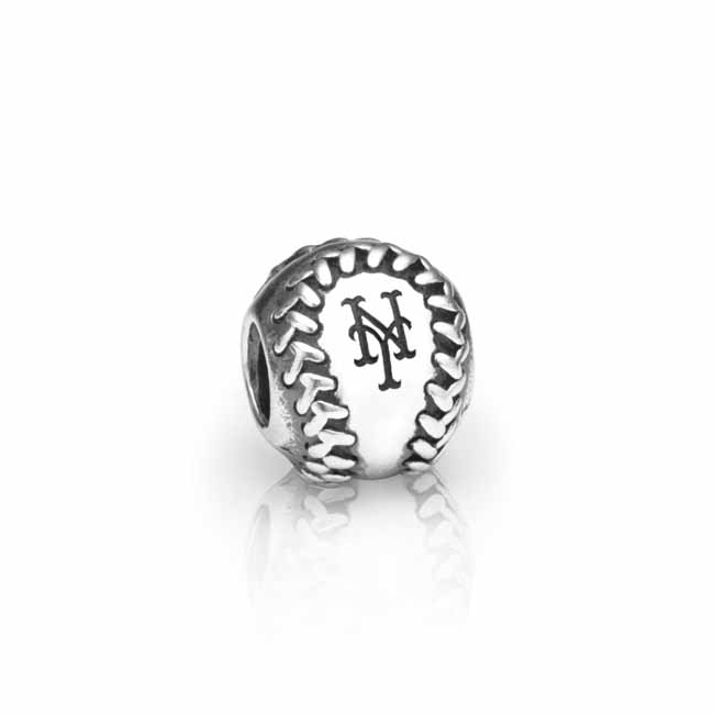 pandora nyc charm