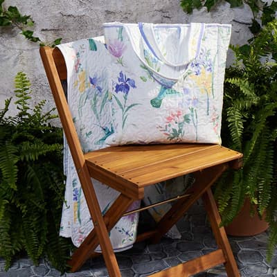 Hummingbird Quilted Throw In Tote