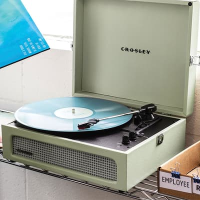Voyager Bluetooth Vinyl Record Player - Green