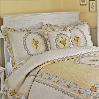 Classic Cameo Quilted Standard Sham