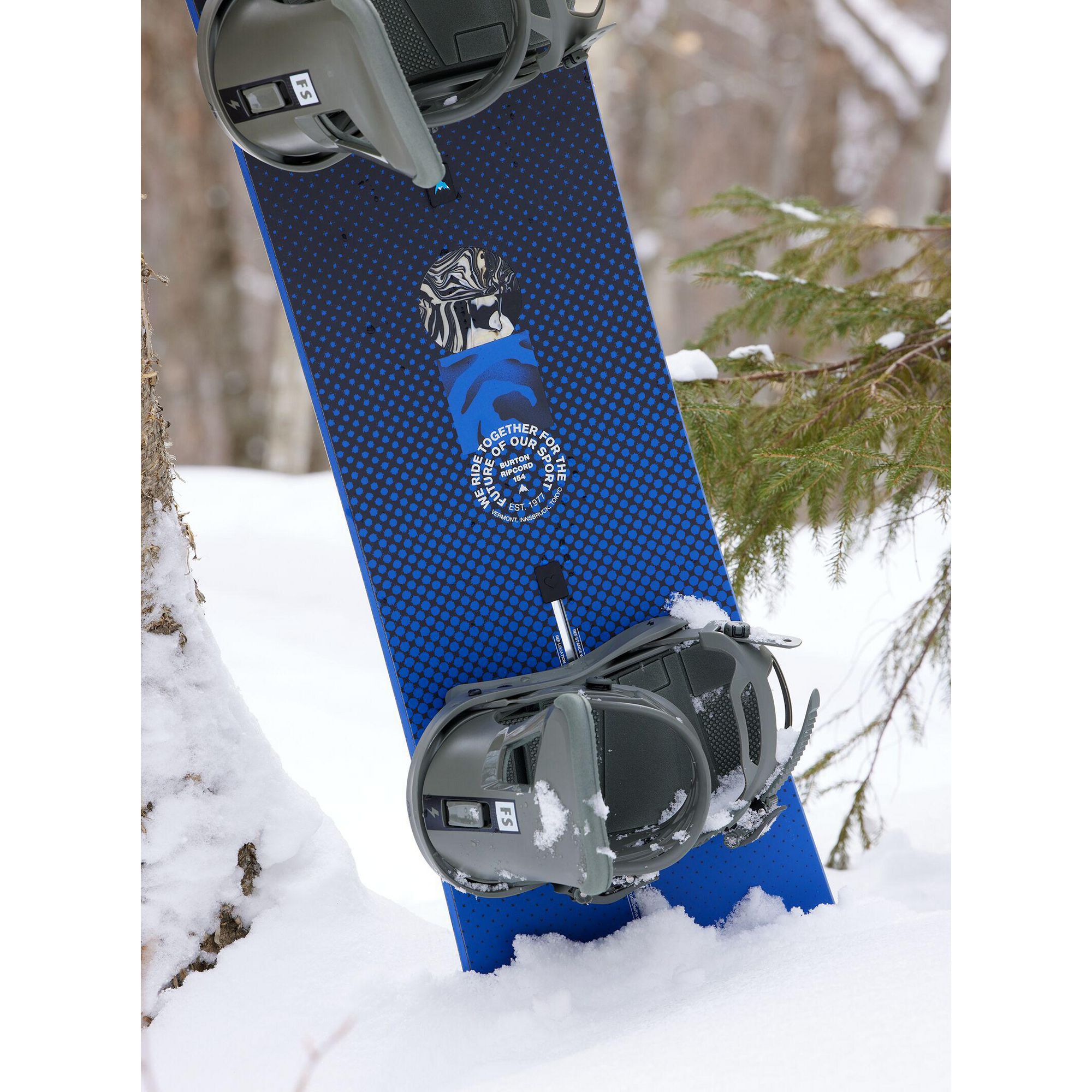 Burton Mens Ripcord Snowboard 25 - Sun & Ski Sports