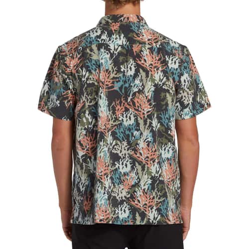 Billabong Men's Coral Gardeners Surftrek Short Sleeve Shirt alt image view 4