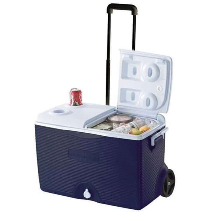 Rubbermaid 60-Quart Wheeled Cooler