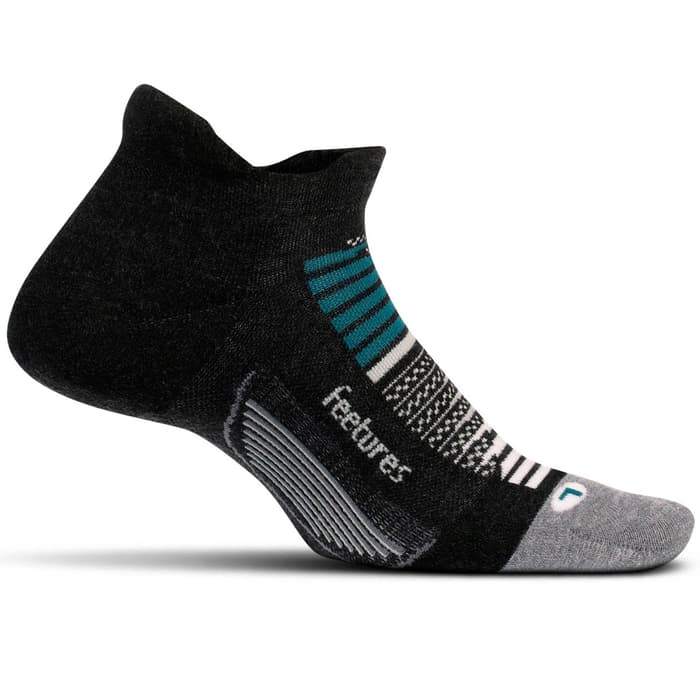 men's ua charged cushion no show tab socks