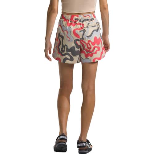The North Face Women's Class V Pathfinder Pull-On Shorts alt image view 16