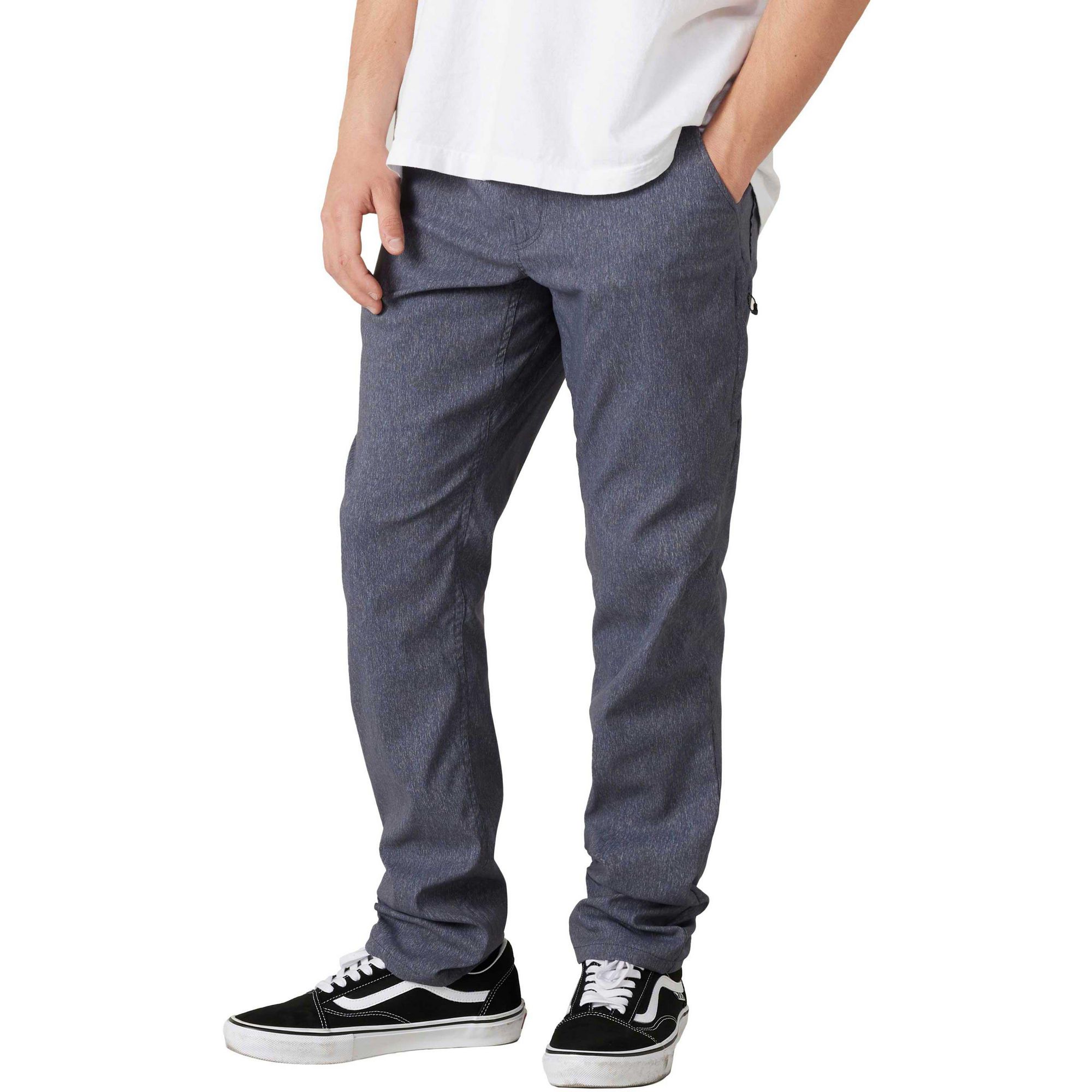 ウェア Logo Anywhere Pants Lightweight Carrot Leg Pants with 3D Logo | Erreà