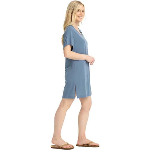 Free Fly Women's Elevate Lightweight Coverup alt image view 2
