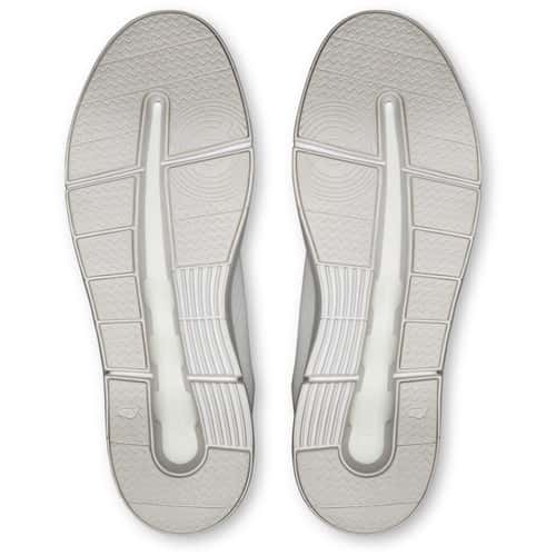 On Men's THE ROGER Spin 2 Casual Shoe alt image view 5