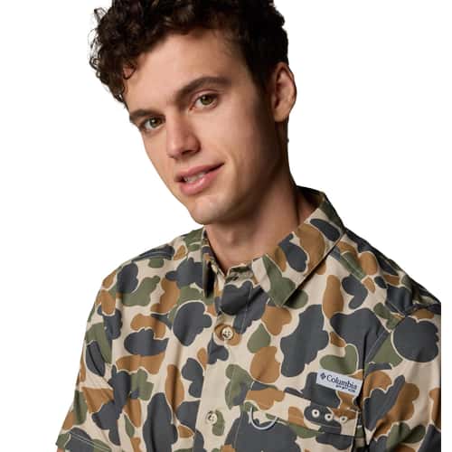 Columbia Men's PFG Wild Cast Camp Short Sleeve Shirt alt image view 3