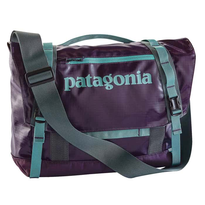 Patagonia black hole online messenger bag