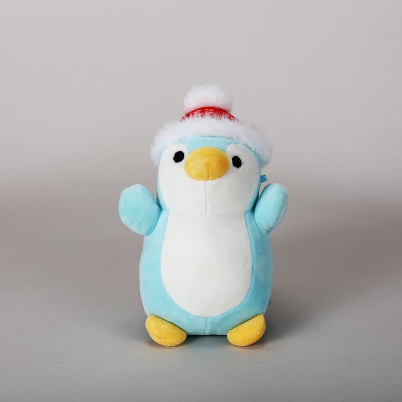 Squishmallows Robbie the penguin shops snowflake hugmee