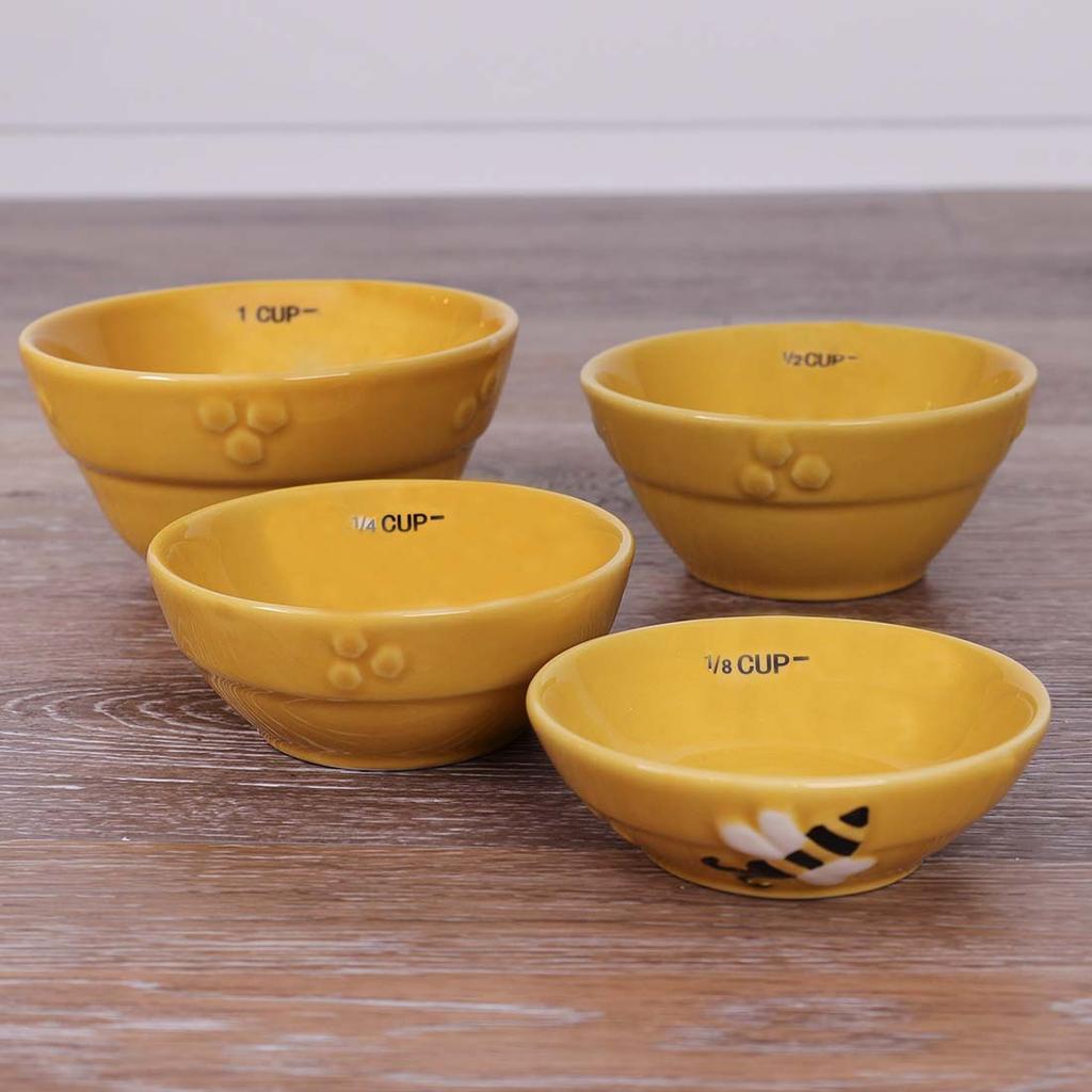 Set of 4 Bumble Bee Kitchen Measuring Cups from Collections Etc