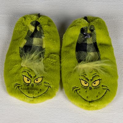 Grinch Fuzzy Slippers