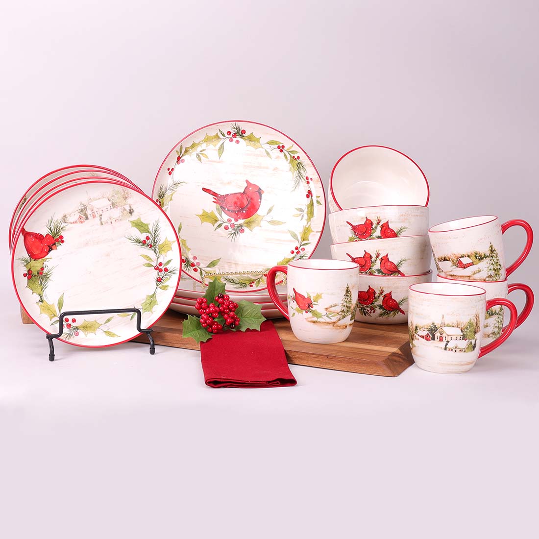 Christmas dishes with clearance cardinals