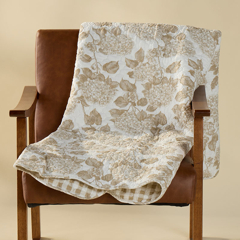 Hydrangeas Whole Cloth Quilted Throw