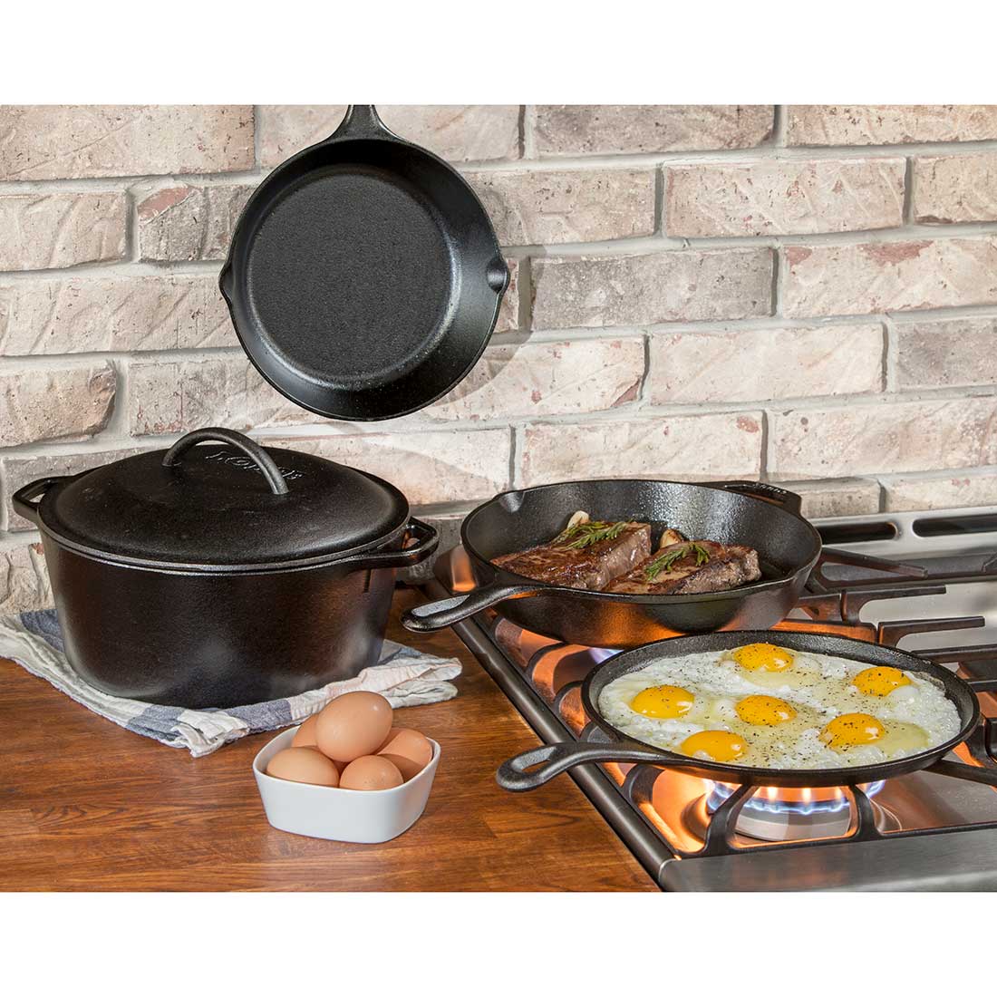 Lodge Cast Iron 5-Piece Cookware Set - Thumbnail 3