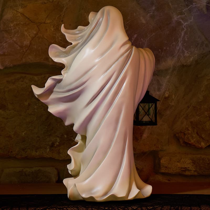 Cracker Barrel shops Halloween Ghost Wraith With Lantern