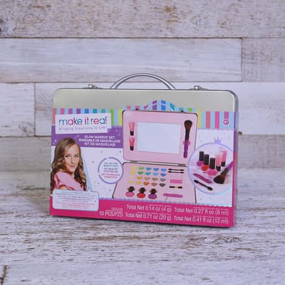 Glam Makeup Set