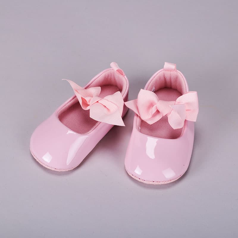 Infant pink shoes shop