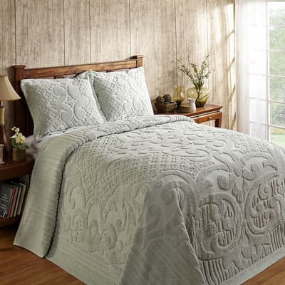 Ashton Sage Tufted Chenille Bedspread - Queen