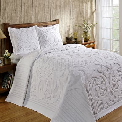 Ashton White Tufted Chenille Bedspread - Queen