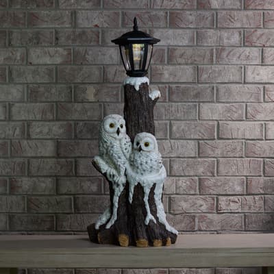 Solar Owls On Trunk Lamp Post