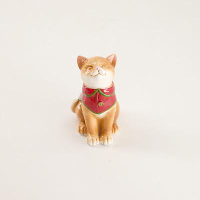 Christmas Cat Caroler