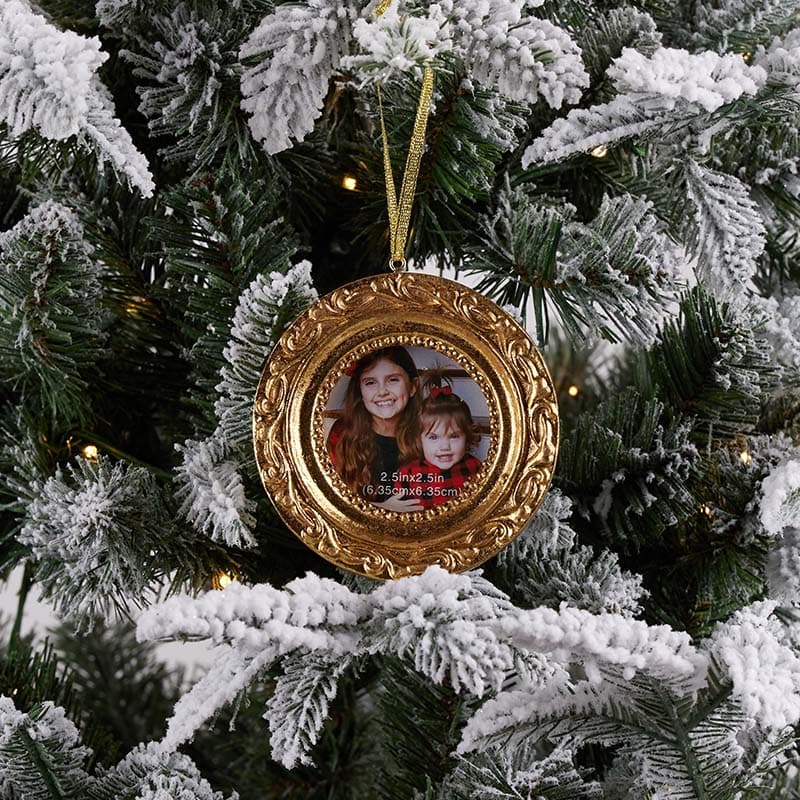Round Gold Photo Frame Ornament Cracker Barrel