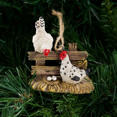 Resin Hen with Fence Ornament