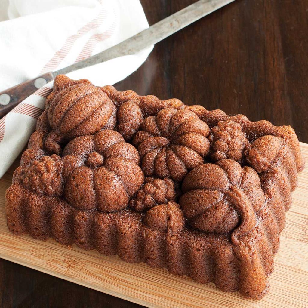 Harvest Bounty Loaf Pan - Cracker Barrel
