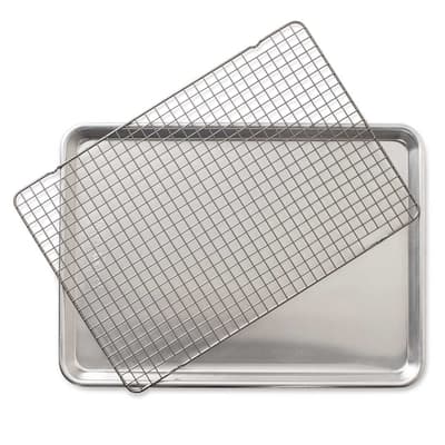 2-Piece Half Sheet with Oven-Safe Grid Set