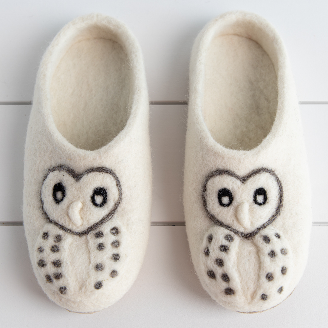 Women s Owl Slippers Cracker Barrel