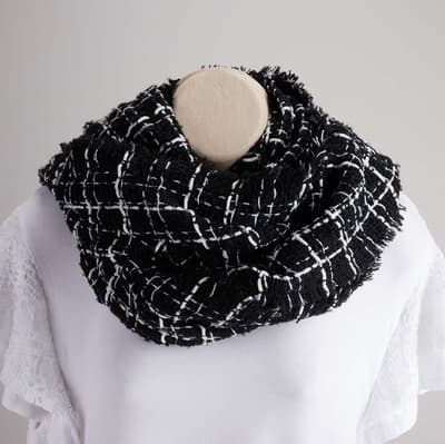 Black and White Plaid Scarf with Lurex