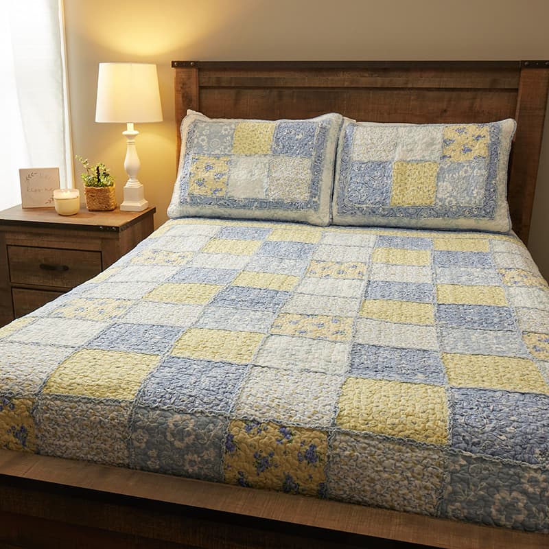 Rebecca Pieced Quilt - King - Cracker Barrel