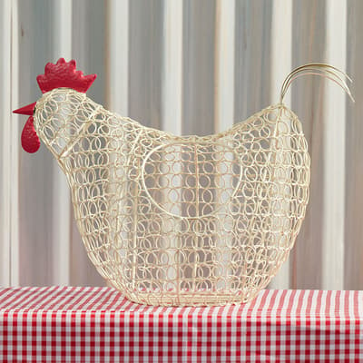 Chicken Shaped Wire Basket