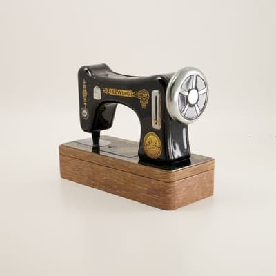 Sewing Machine Tin Jigsaw Puzzle