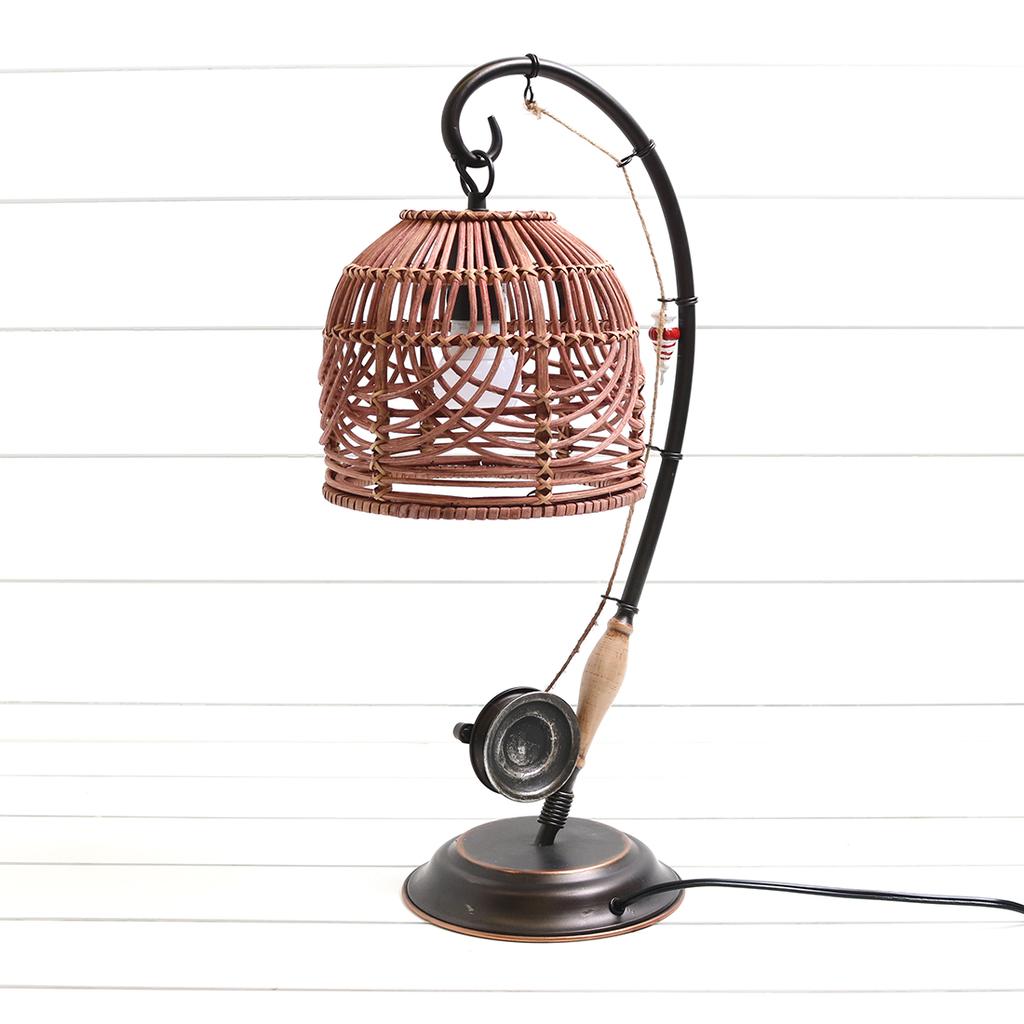 Fishing Pole Table Lamp Cracker Barrel
