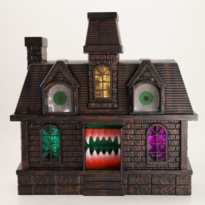 Animated Haunted House with Projection
