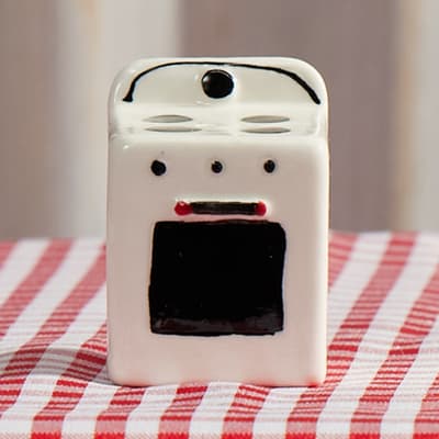 Stove Mini Salt Shaker