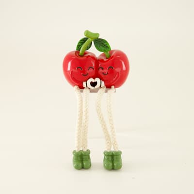 Cherries Couple Sitter
