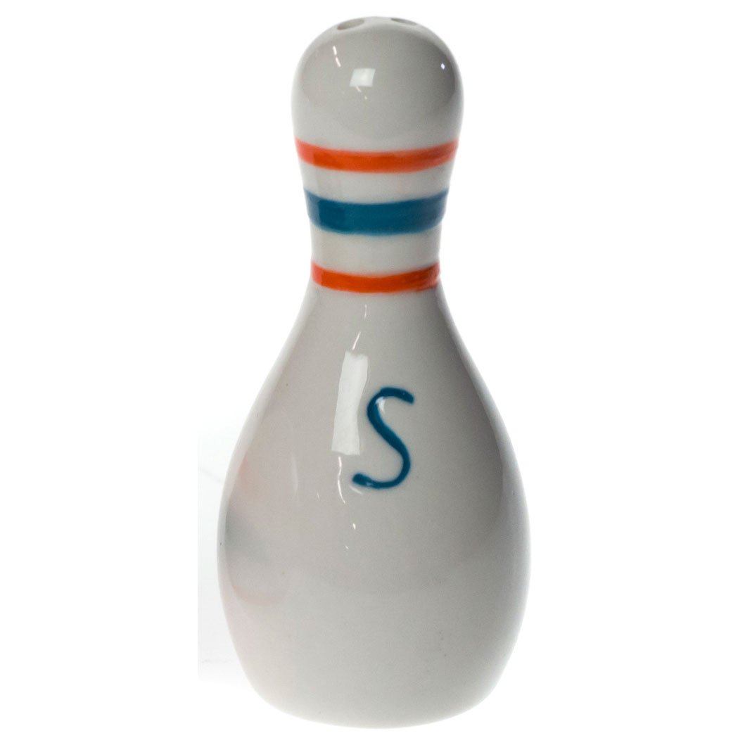 bowling salt and pepper shakers