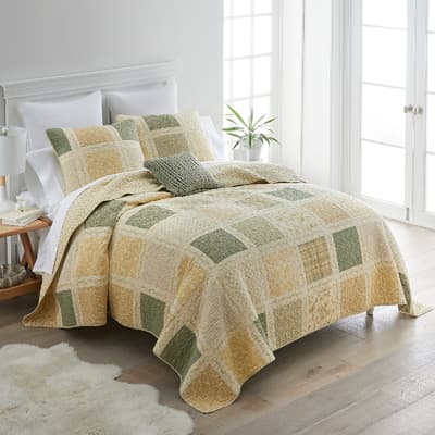 Donna Sharp Meadow 3 Piece Cotton Queen Quilt Set