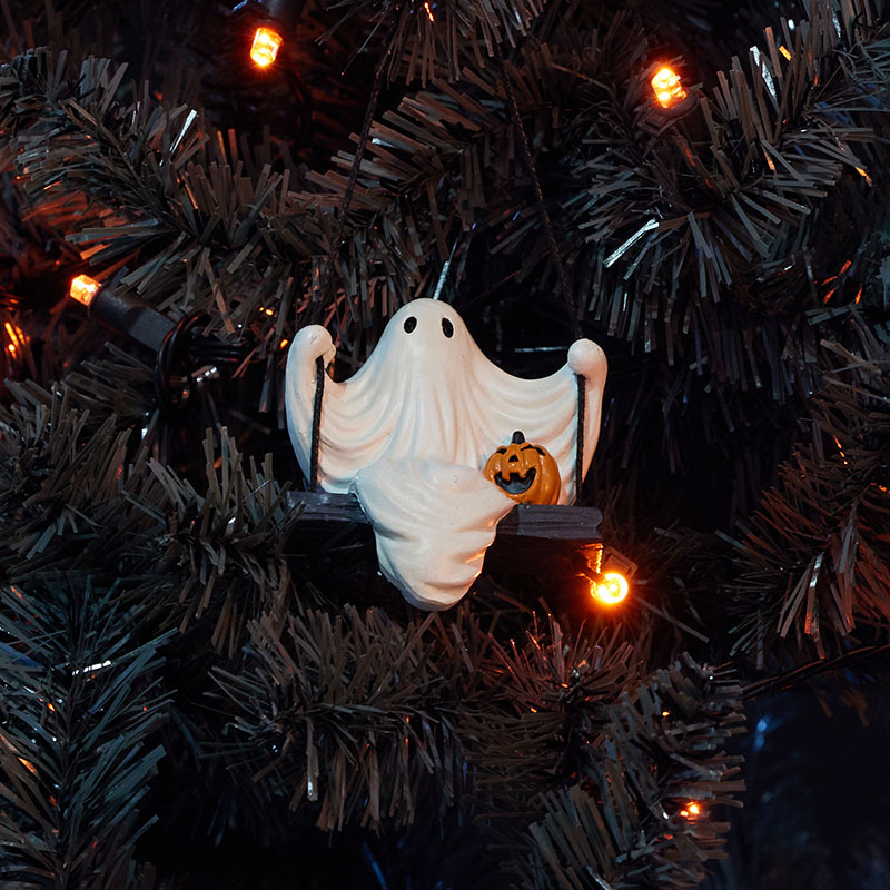 【かるび】矢入幸一　White Ghost Aroma Ornament Ghost In Swing Ornament - Cracker Barrel