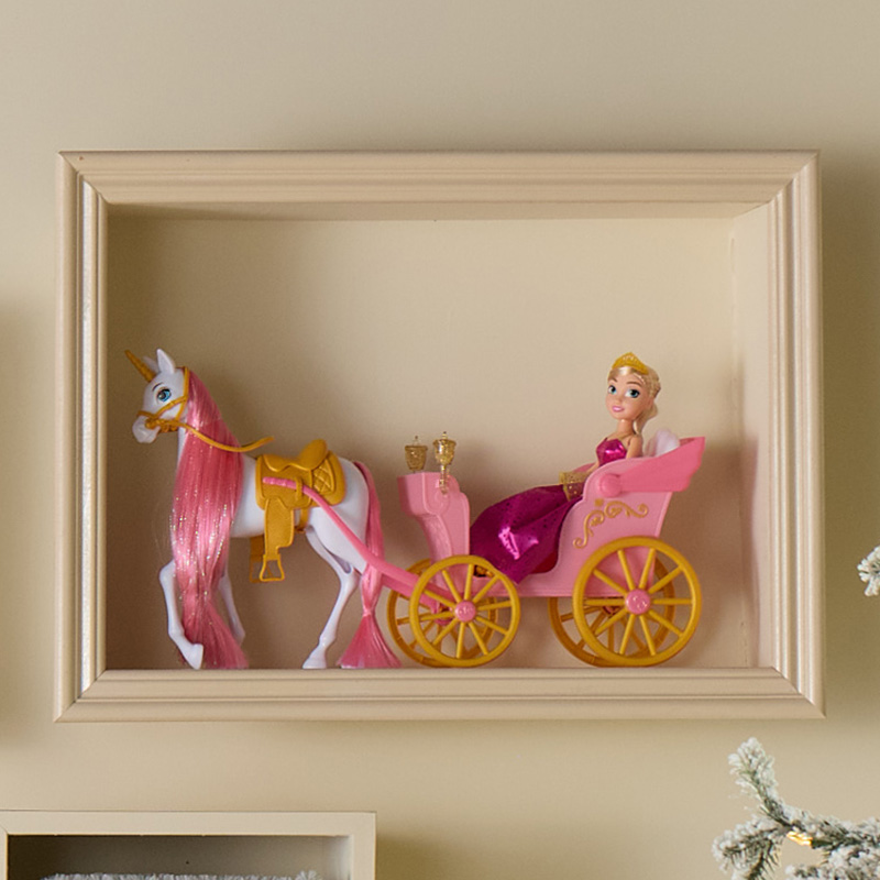 Sparkle Girlz Doll and Horse Carriage Cracker Barrel