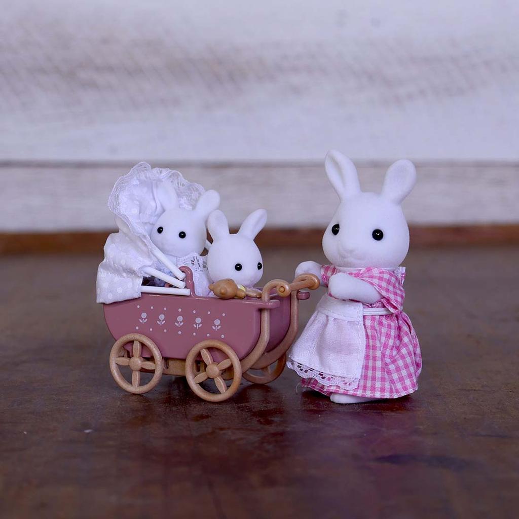 Calico critters 2024 carriage ride