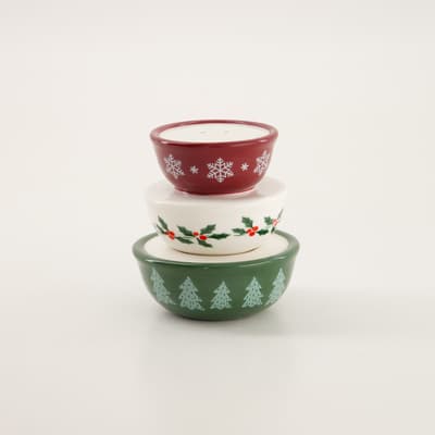 Christmas Mixing Bowls Salt and Pepper Set