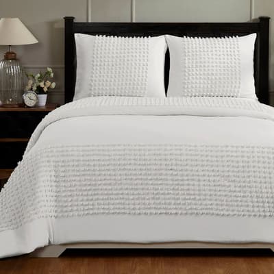 Olivia Ivory Tufted Chenille Comforter - Queen