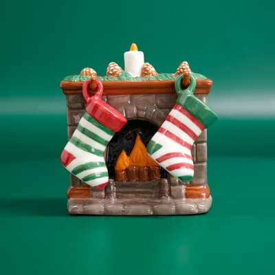 Stockings On Fireplace Salt and Pepper Set